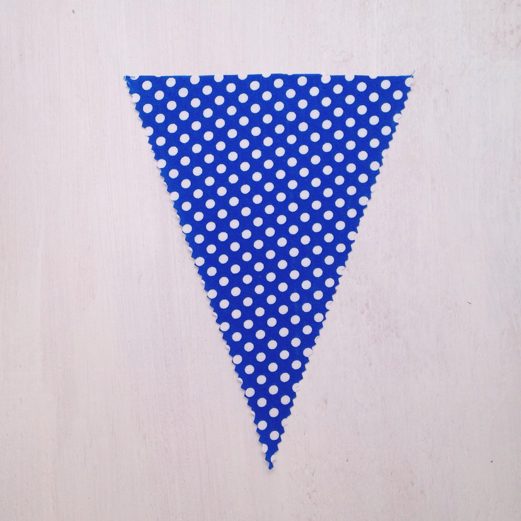 blue-dot-flags – Ivy Inspired